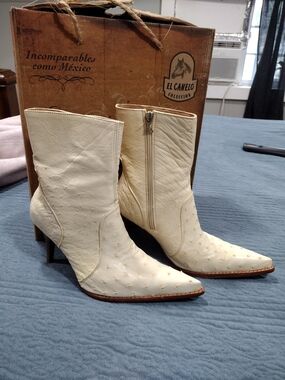 Cream Pointed-Toe Western Ankle Boots